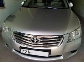 Cần bán gấp Toyota Camry đời 2010, màu bạc