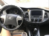 Cần bán gấp Toyota Innova sản xuất 2013, màu bạc, 580tr