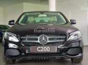 Cần bán xe Mercedes C200 đời 2018, màu đen nội thất kem ở Lâm Đồng