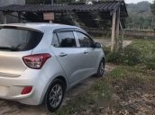 Cần bán lại xe Hyundai Grand i10 sản xuất 2014, xe đẹp nguyên zin