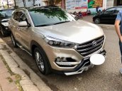 Bán Hyundai Tucson CRDI sản xuất năm 2017, màu vàng cát