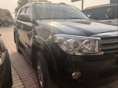 Bán ô tô Toyota Fortuner năm 2010, màu đen