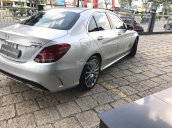 Bán xe Mercedes C300 AMG màu bạc, nội thất đỏ chính hãng. Đủ màu để lựa chọn liên hệ ngay về chơi tết