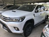 Bán Toyota Hilux 2015 số tự động, 2 cầu, đăng ký T11/2015, form mới