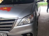 Bán xe Toyota Innova sản xuất năm 2015, màu bạc, giá 516tr