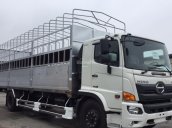 Cần bán xe tải chở xe máy, Hino FG8JPSU sản xuất năm 2018, màu trắng