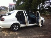 Cần bán lại xe Fiat Siena sản xuất 2003, màu trắng 