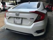 Bán xe Honda Civic đời 2017, màu trắng, nhập khẩu