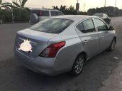 Cần bán gấp Nissan Sunny MT 2013, màu bạc