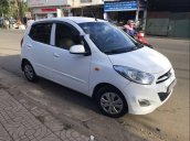 Cần bán gấp Hyundai i10 sản xuất 2013, màu trắng, nhập khẩu, giá chỉ 245 triệu