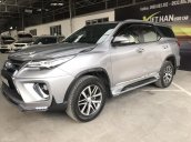 Bán Toyota Fortuner 2.7V 4×4 màu bạc, số tự động, nhập Indonesia cuối 2017, biển Sài Gòn 2 cầu, máy xăng