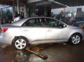 Cần bán Kia Cerato đời 2009, màu bạc