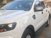 Cần bán xe Ford Ranger XLS 2.2 AT đời 2016, màu trắng, đăng ký 10/2017