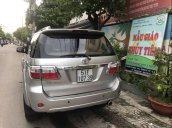 Cần bán lại xe Toyota Fortuner V 2009, màu bạc, nhập khẩu nguyên chiếc, giá chỉ 525 triệu