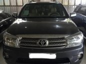 Cần bán lại xe Toyota Fortuner đời 2009, màu xám xe gia đình