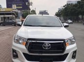 Cần bán Toyota Hilux đời 2019, màu trắng, nhập khẩu