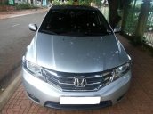 Cần bán lại xe Honda City sản xuất 2014, màu bạc  