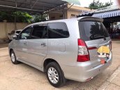 Bán xe Toyota Innova G năm sản xuất 2014, màu bạc, giá tốt