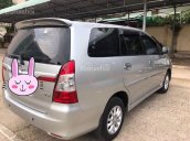 Bán xe Toyota Innova G năm sản xuất 2014, màu bạc, giá tốt