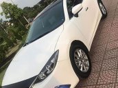 Cần bán gấp Mazda 3 đời 2016, màu trắng