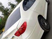 Cần bán lại xe Hyundai Elantra 1.6 MT năm 2011, màu trắng số sàn