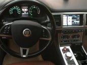 Xe Jaguar XF 2.0 AT sản xuất năm 2014, màu trắng, nhập khẩu như mới