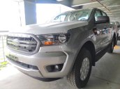 Bán Ford Ranger XLS 2.2 MT phiên bản 2019, màu bạc, nhập khẩu, giá tốt nhất, hỗ trợ trả góp - LH: 0907782222