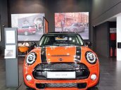 Bán xe Mini Cooper S 5 cửa 2018, màu cam nhập khẩu nguyên chiếc - Ưu đãi 50% phí trước bạ