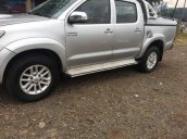 Cần bán lại xe Toyota Hilux năm sản xuất 2012, màu bạc, nhập khẩu, 473 triệu