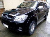 Bán Toyota Hilux đời 2011, màu đen, nhập khẩu 