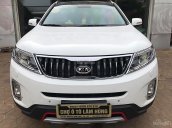 Cần bán gấp Kia Sorento 2.4 GATH 2018, màu trắng chính chủ, giá 899tr