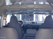 Cần bán Toyota Hiace năm sản xuất 2011, màu xanh lam 