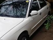 Cần bán xe Kia Spectra sản xuất năm 2004, màu trắng