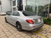 Bán xe Mercedes E300 bạc 2018 chính hãng. Trả trước 800 triệu nhận xe với gói vay ưu đãi