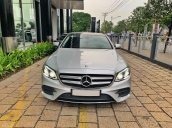 Bán xe Mercedes E300 bạc 2018 chính hãng. Trả trước 800 triệu nhận xe với gói vay ưu đãi