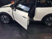 Bán xe Mini Cooper S LCI model 2019, màu Pepper White, nhập khẩu từ Anh Quốc, có xe giao ngay - hỗ trợ vay 80%