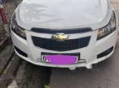 Cần bán xe Chevrolet Cruze LS sản xuất 2014, màu trắng, nhập khẩu nguyên chiếc xe gia đình, giá tốt