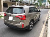 Cần bán Kia Sorento GATH năm sản xuất 2016, màu vàng nâu