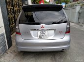 Xe Mitsubishi Grandis S sản xuất 2005, màu bạc