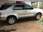 Bán Toyota Fortuner 2009, màu bạc, giá 540tr