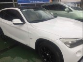 Cần bán lại xe BMW X1 sản xuất 2010, màu trắng, xe nhập, giá tốt