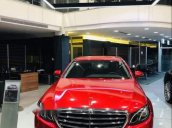 Bán ô tô Mercedes E200 đời 2018, màu đỏ