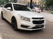 Bán xe Chevrolet Cruze đời 2016, màu trắng còn mới