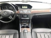 Bán xe Mercedes E200 2014, màu đen còn mới