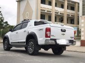 Xe Chevrolet Colorado AT đời 2017, màu trắng ít sử dụng