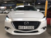 Bán Mazda 3 Facelift 1.5AT màu trắng, số tự động, sản xuất 2017, biển tỉnh đi 28000km