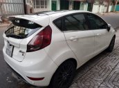 Bán Ford Fiesta đời 2015, màu trắng, giá tốt