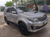 Chính chủ bán xe Toyota Fortuner đời 2015, màu bạc, xe nhập