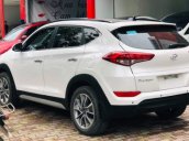 Cần bán gấp Hyundai Tucson 2.0 AT đời 2018, không đâm đụng ngập nước, bao check hãng