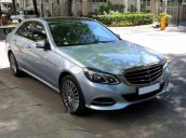 Bán xe Mercedes E200 2014, màu bạc